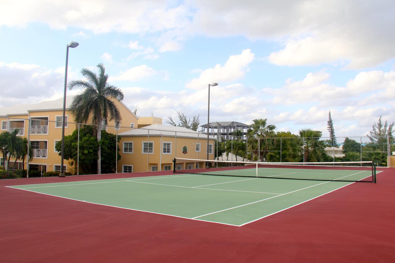 Regal Beach Club George Town Exterior foto